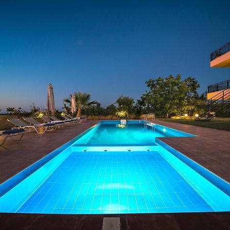 Villas Louloudaki Loutra المظهر الخارجي الصورة