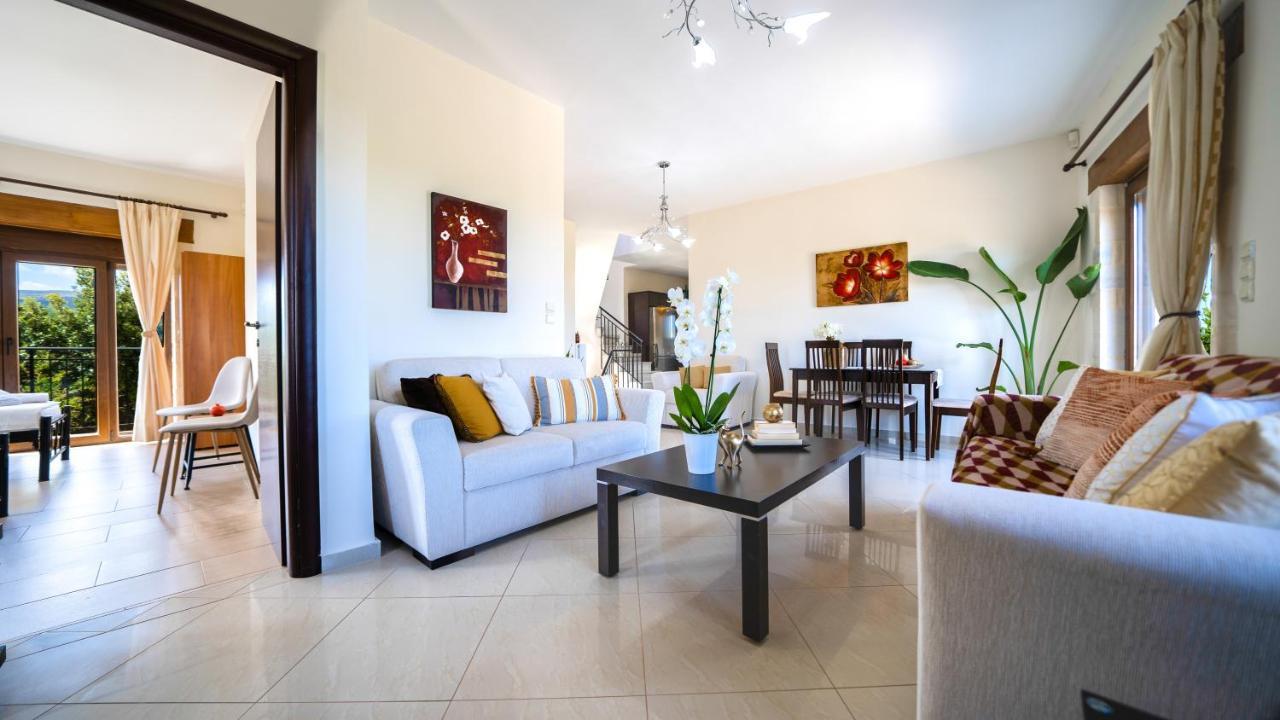 Villas Louloudaki Loutra المظهر الخارجي الصورة