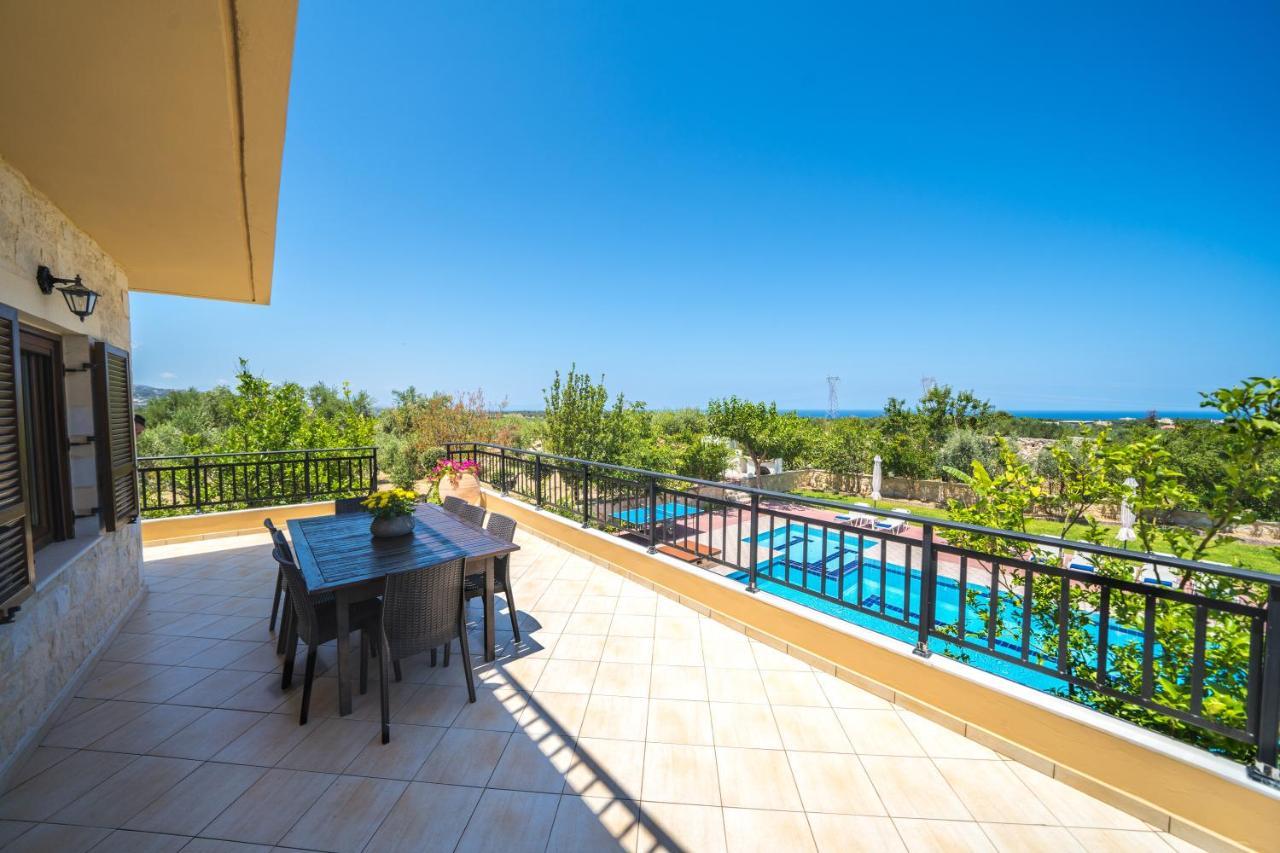 Villas Louloudaki Loutra المظهر الخارجي الصورة
