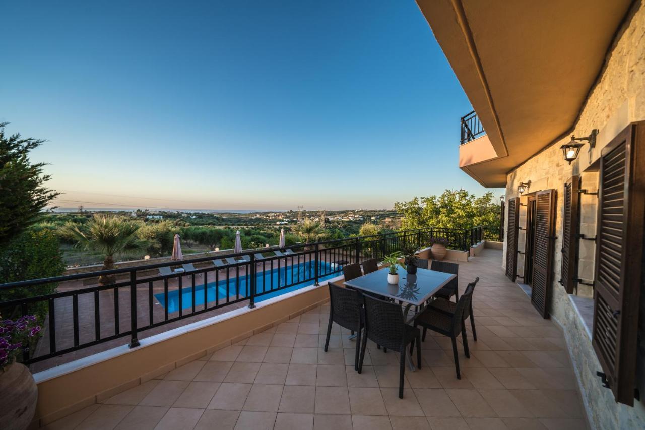Villas Louloudaki Loutra المظهر الخارجي الصورة