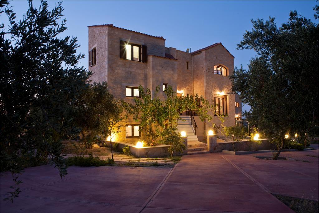 Villas Louloudaki Loutra الغرفة الصورة